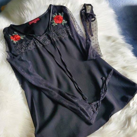 Sweater - Picture 4 of 5